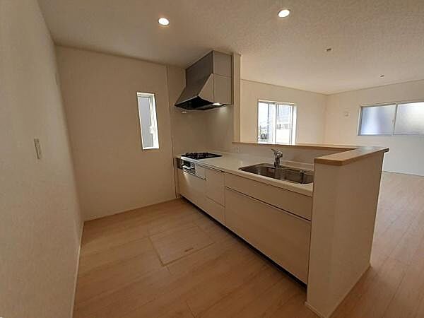 キッチンを拡大表示
