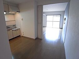 サンウェルス前原 404 4階1DKのリビング/ダイニング