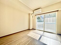 寝室の画像