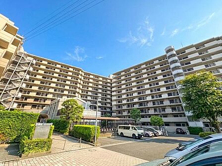 東武東上線「朝霞台」駅徒歩16分(バス乗車4分 水道道路入口停 徒歩2分)