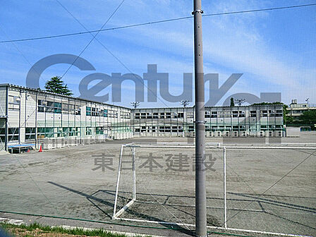 板橋区立赤塚第二中学校まで725m