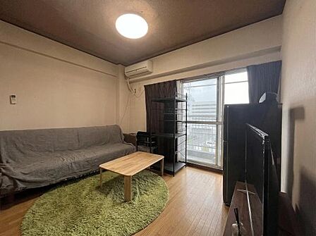 AI加工により、小物を削除しています。