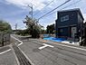 その他：前面道路の様子です。