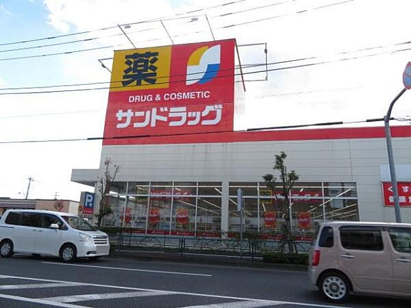 周辺を拡大表示