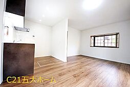 松戸市中和倉193　13 4LDKのリビング/ダイニング