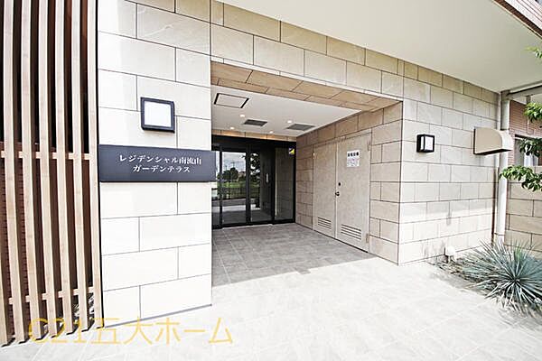 エントランスを拡大表示