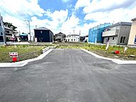 埼玉県草加市両新田西町：物件画像