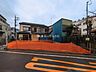 外観：前面道路含む現地
