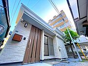 人気の川口駅徒歩10分。生活施設充実。