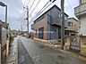 外観：前面道路含む現地