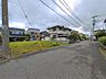 外観：前面道路含む現地
