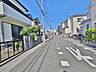外観：前面道路