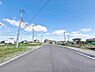 その他：～未来へ続く美しい街並み～東大宮駅からまっすぐ歩いて広がる区画整理事業地内。南道路で陽当り良好な更地渡し。建築条件なしの土地分譲で、お好きなハウスメーカーで理想のマイホームを実現できます。