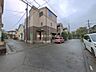 外観：前面道路含む現地