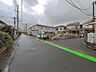 外観：前面道路含む現地