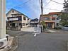 外観：前面道路含む現地