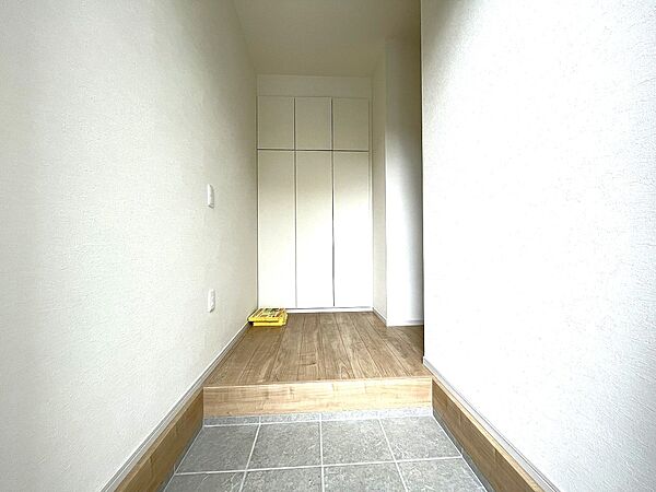 玄関を拡大表示