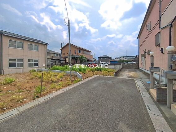 前面道路含む現...