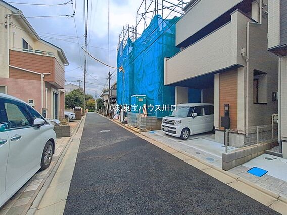前面道路含む現...