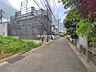 外観：前面道路含む現地