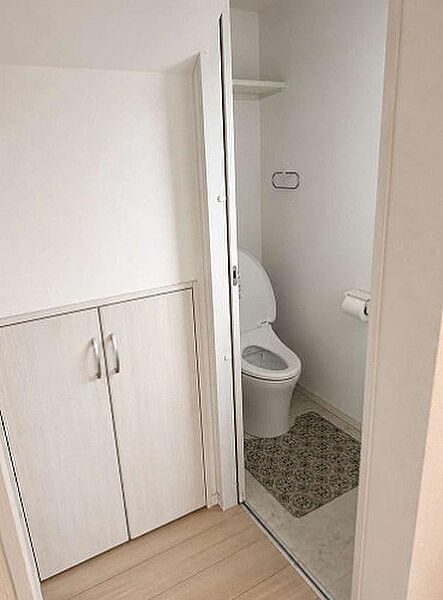 トイレを拡大表示