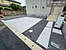 駐車場：駐車スペースは2台分あります！セカンドカーはもちろん、バイクや自転車なども置き場所に困りません。