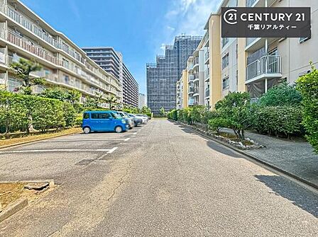 詳しい空き状況が知りたい場合はお気軽にお問い合わせください！周辺環境や、お客様のご希望に合った物件も一緒にご案内を致します。住宅ローンアドバイザーによるご相談も承ります。