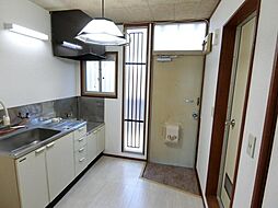 綾瀬リバーサイド 203 2階2Kのリビング/ダイニング