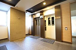 1Ｆエレベータ前