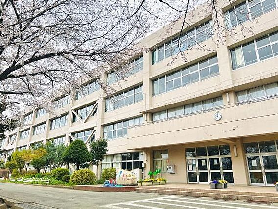 鶴ヶ島市立栄小...