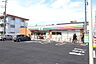 周辺：セブンイレブン鶴ヶ島市役所通り店まで718m