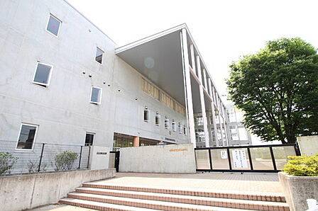 東松山市立新明小学校まで873m