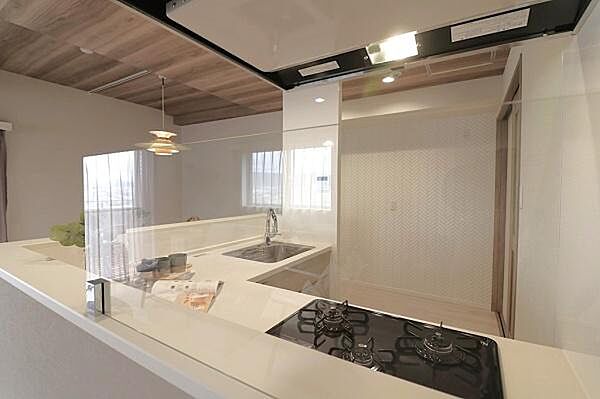 キッチンを拡大表示