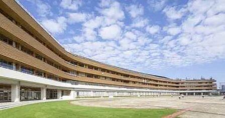 江東区立有明西学園まで584m