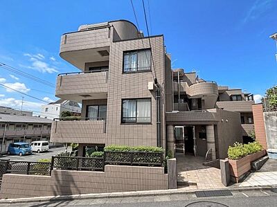 外観:物件選びの際、環境、広さ、間取り、設備仕様、デザイン、外観の様子、気になるポイントは多々ございますが、「資産価値」という視点で見た場合、その基準は1つ、ズバリ「立地」です。 外観:物件選びの際、環境、広さ、間取り、設備仕様、デザイン、外観の様子、気になるポイントは多々ございますが、「資産価値」という視点で見た場合、その基準は1つ、ズバリ「立地」です。