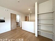 2026年3月6日撮影♪パントリーとしても使えるリビング収納です♪