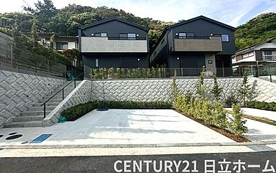 外観:《外観》 ここから一つ一つ思い出を紡いでいく。マイホームはいつも家族の歴史とともにあります。おしゃれな外観が家に帰るのを楽しみにしてくれます。 外観:《外観》 ここから一つ一つ思い出を紡いでいく。マイホームはいつも家族の歴史とともにあります。おしゃれな外観が家に帰るのを楽しみにしてくれます。