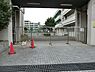 周辺：横浜市立岡野中学校まで712m