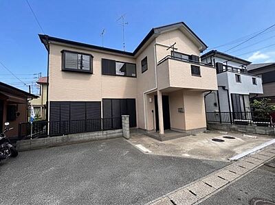 外観:静かで落ち着いた住宅街です。まわりは第一種低層住居専用地域の為、将来も高い建物が建ちにくく、ゆったりとした街並みが続きます。 外観:静かで落ち着いた住宅街です。まわりは第一種低層住居専用地域の為、将来も高い建物が建ちにくく、ゆったりとした街並みが続きます。