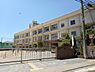 周辺：和歌山市立四箇郷小学校まで571m