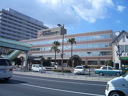 日本赤十字社和歌山医療センターまで989m