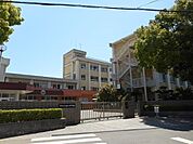 和歌山市立紀之川中学校まで366m