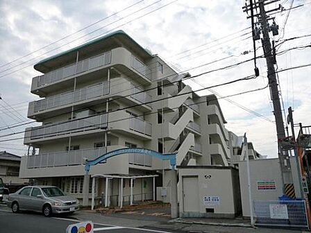 【外観】シンプルな外観