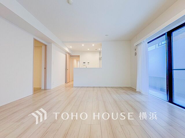 リビング/ダイニング 横浜市西区中央2丁目