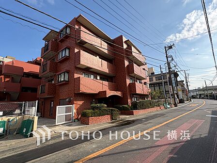 忙しく過ぎゆく日常を置き去るほど、ゆったりした時間が流れる住環境。