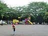 周辺：有馬つつじ公園　450m　広々とした開放感のある公園。走り回れる広場やカラフルな複合遊具があり、お子様がたっぷり遊べます。 