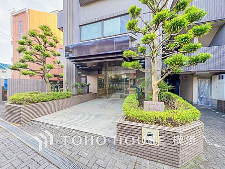 帰宅されるご家族や訪れる方を優しく迎え、安らぎに満ちた生活空間を予感させてくれます。