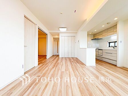 集いの場、憩いの場としての快適性を求めたやすらぎの空間です。