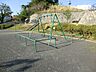 周辺：吉田町大谷公園　500m　広い運動広場と斜面には滑り台やはしご遊具があります。バネ遊具、鉄棒、お砂場、ブランコも揃っています。 