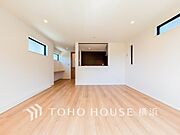 集いの場、憩いの場としての快適性を求めたやすらぎの空間です。